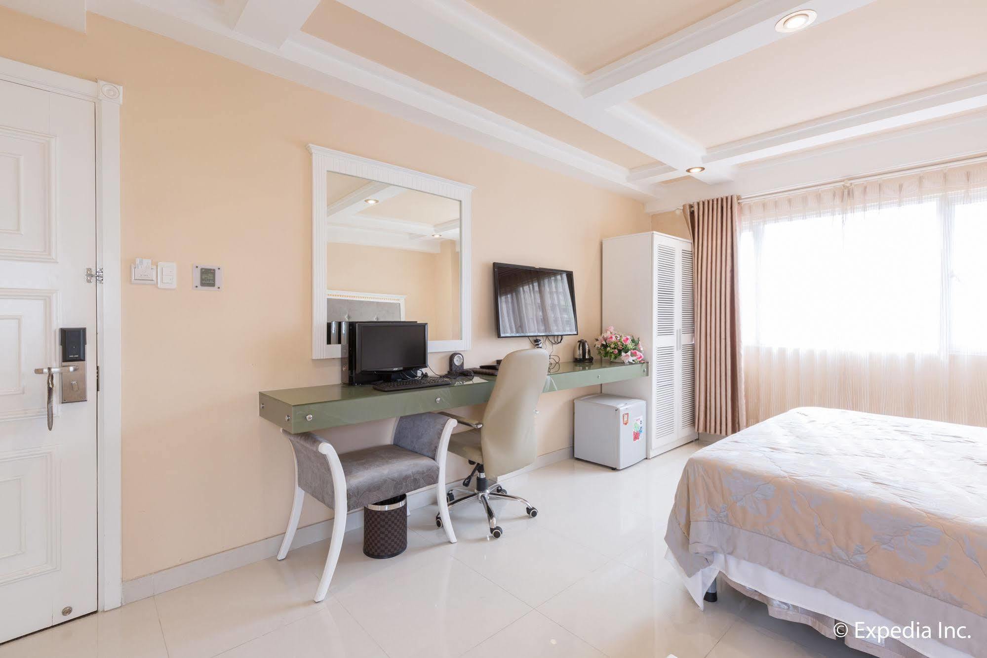 Dyn Opera Hotel Ho Chi Minh City Exterior photo