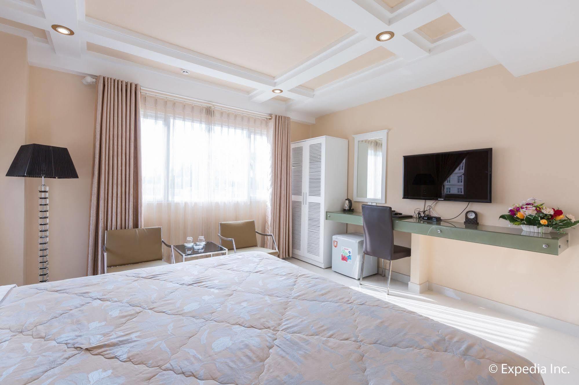 Dyn Opera Hotel Ho Chi Minh City Exterior photo